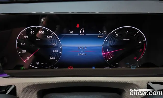 Mercedes-Benz A-Class 2024 2.0 автомат (гидро), миниатюра 11
