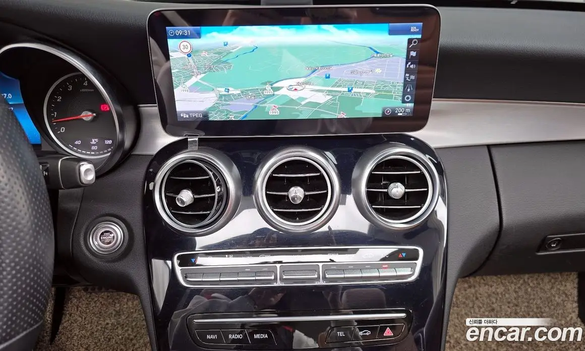 Mercedes-Benz C-Class 2019 2.0 автомат (гидро), фото 20 Mercedes-Benz C-Class 2019 2.0 автомат (гидро), фото 20