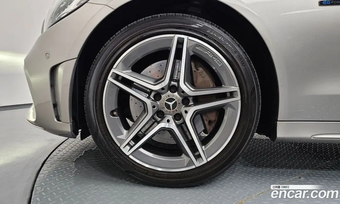 Mercedes-Benz C-Class 2020 2.0 автомат (гидро), фото 5 Mercedes-Benz C-Class 2020 2.0 автомат (гидро), фото 5