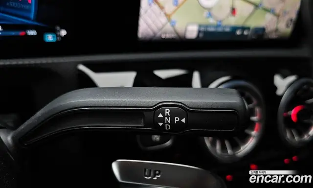 Mercedes-Benz CLA-Class 2024 2.0 автомат (гидро), миниатюра 12