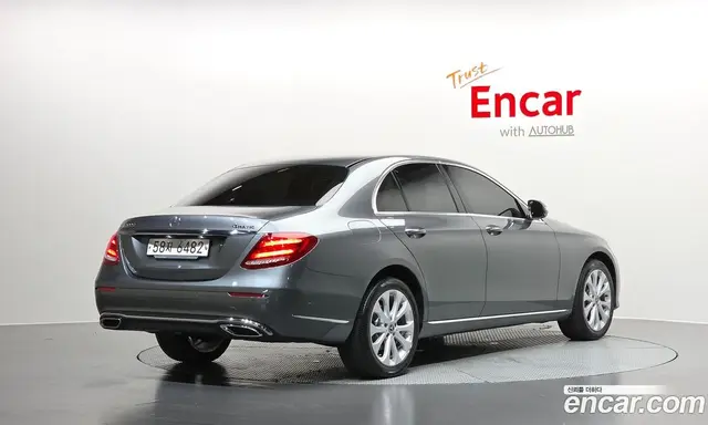 Mercedes-Benz E-Class, 2018, 86 600 км