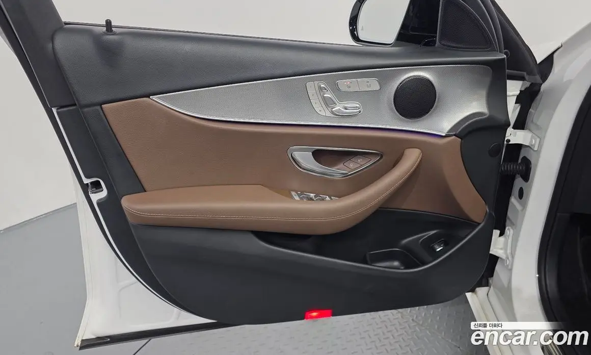 Mercedes-Benz E-Class 2020 2.0 автомат (гидро), фото 14