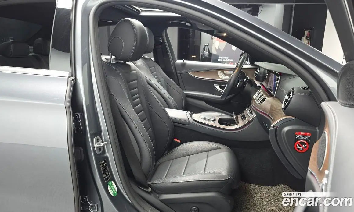 Mercedes-Benz E-Class 2021 2.0 автомат (гидро), фото 16