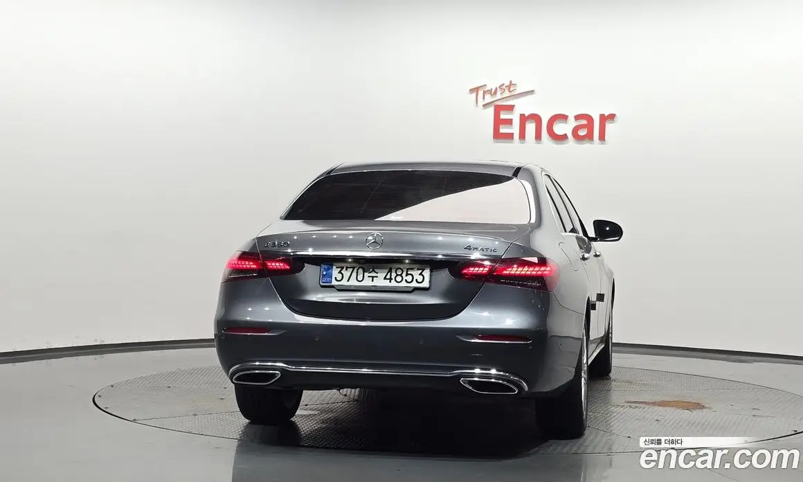Mercedes-Benz E-Class 2021 2.0 автомат (гидро), фото 3