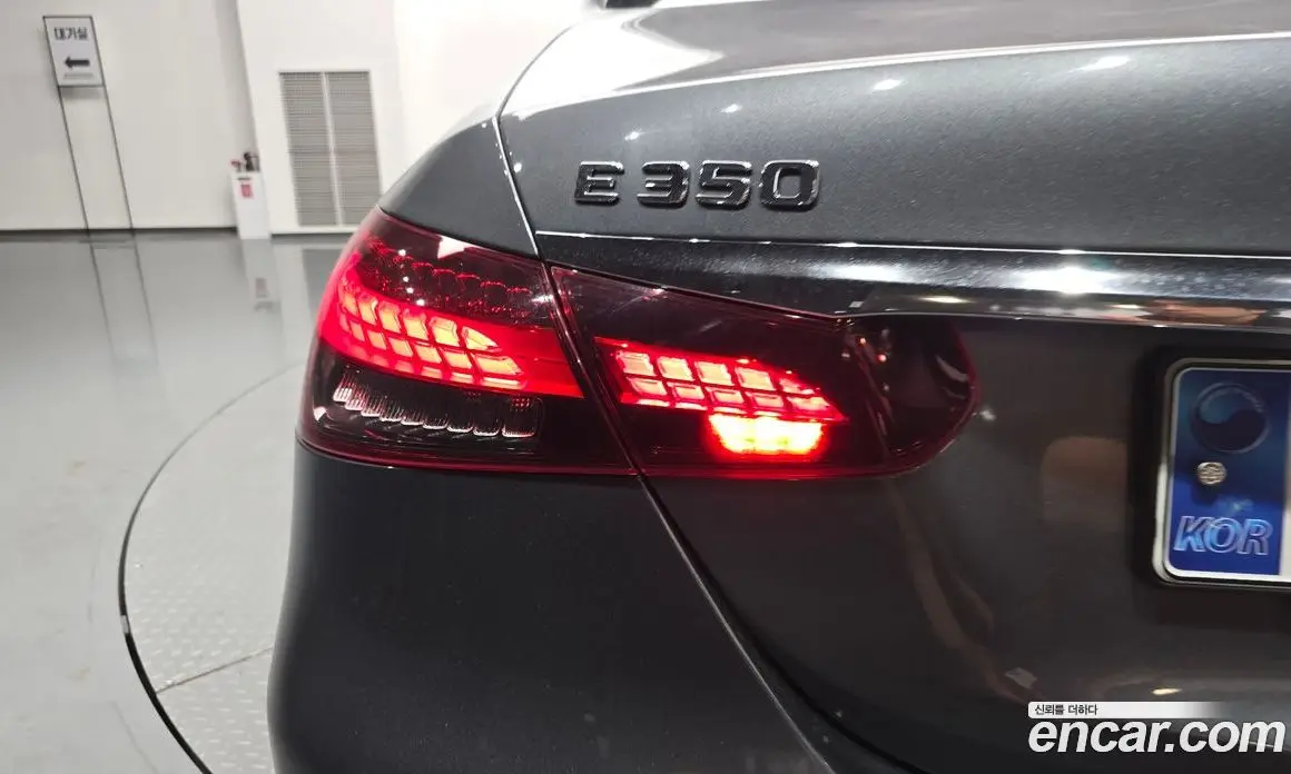 Mercedes-Benz E-Class 2021 2.0 автомат (гидро), фото 8