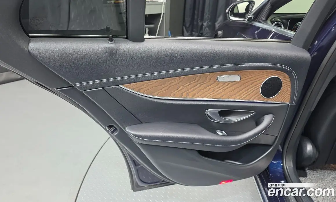 Mercedes-Benz E-Class 2021 1.9 автомат (гидро), фото 15 Mercedes-Benz E-Class 2021 1.9 автомат (гидро), фото 15