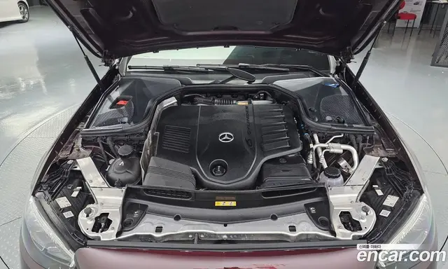 Mercedes-Benz E-Class 2021 3.0 автомат (гидро), миниатюра 6 Mercedes-Benz E-Class 2021 3.0 автомат (гидро), миниатюра 6
