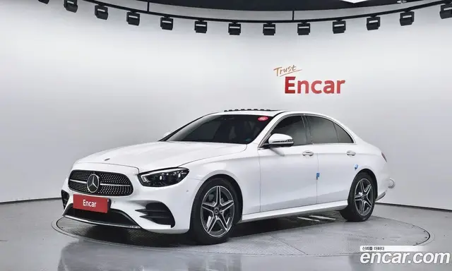 Mercedes-Benz E-Class, 2022, 70 974 км