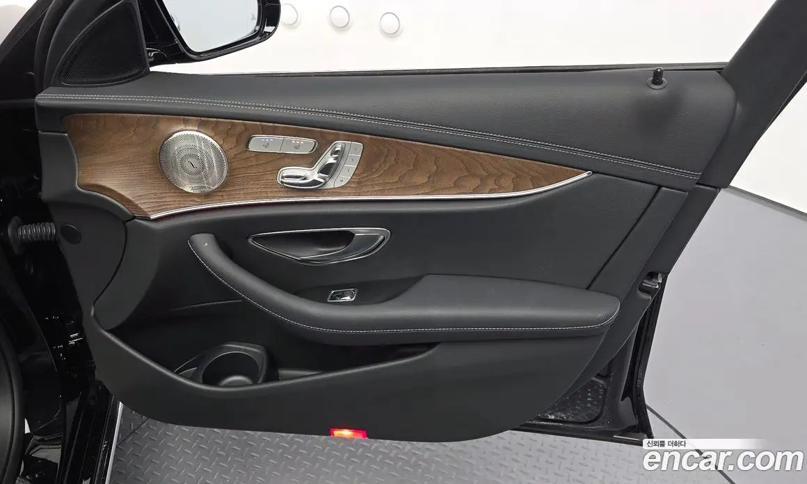 Mercedes-Benz E-Class 2023 1.9 автомат (гидро), фото 14 Mercedes-Benz E-Class 2023 1.9 автомат (гидро), фото 14