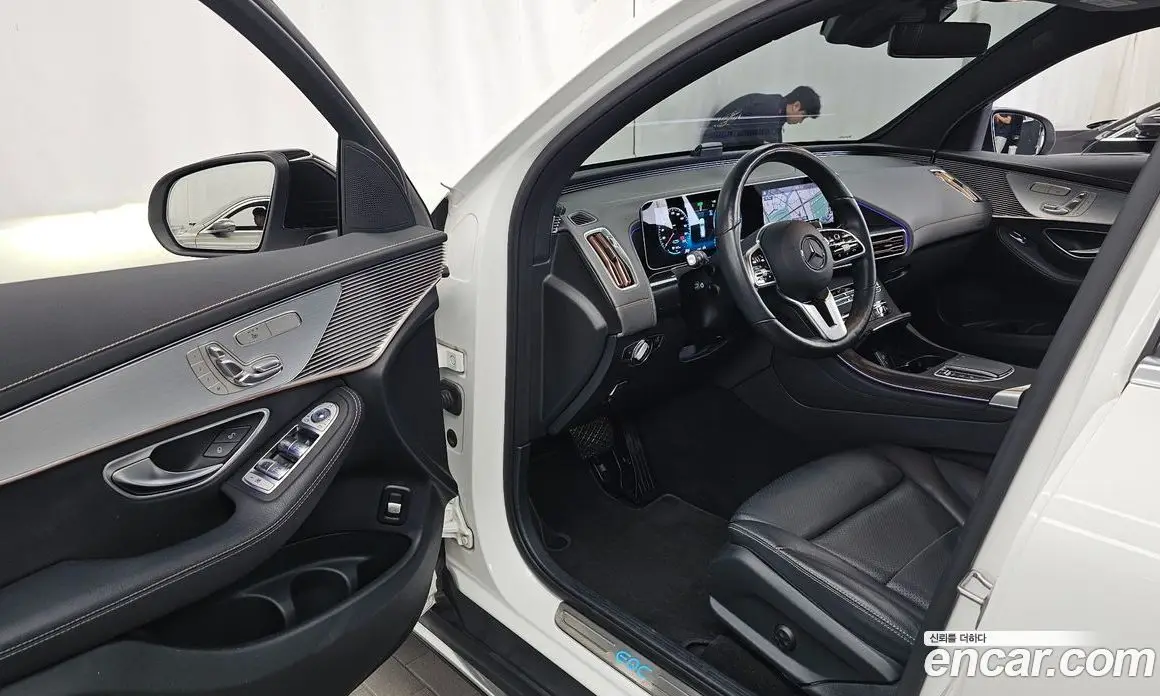 Mercedes-Benz EQC 2020 0.2 автомат (гидро), фото 13