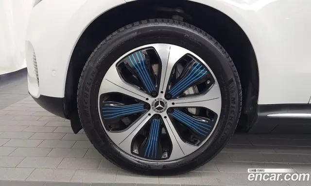 Mercedes-Benz EQC 2020 0.2 автомат (гидро), миниатюра 5