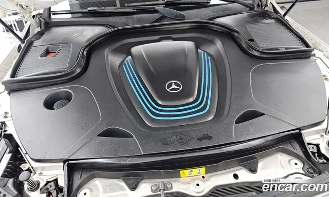 Mercedes-Benz EQC 2020 0.2 автомат (гидро), миниатюра 6