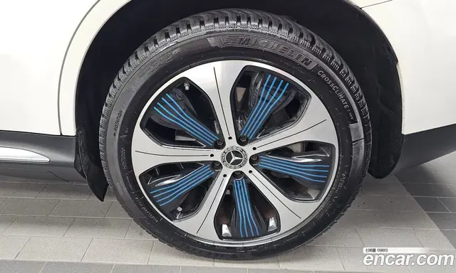 Mercedes-Benz EQC 2020 0.2 автомат (гидро), миниатюра 7
