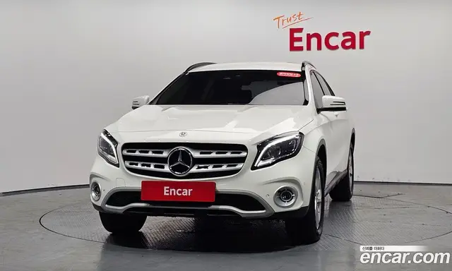 Mercedes-Benz GLA-Class 2019 2.0 автомат (гидро), миниатюра 2 Mercedes-Benz GLA-Class 2019 2.0 автомат (гидро), миниатюра 2