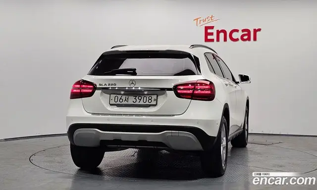 Mercedes-Benz GLA-Class 2019 2.0 автомат (гидро), миниатюра 3 Mercedes-Benz GLA-Class 2019 2.0 автомат (гидро), миниатюра 3