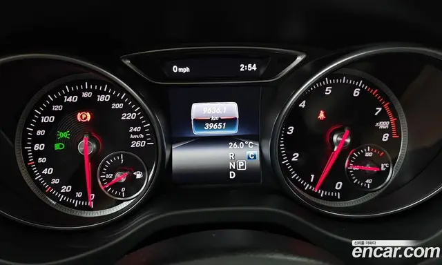 Mercedes-Benz GLA-Class 2019 2.0 автомат (гидро), миниатюра 10 Mercedes-Benz GLA-Class 2019 2.0 автомат (гидро), миниатюра 10