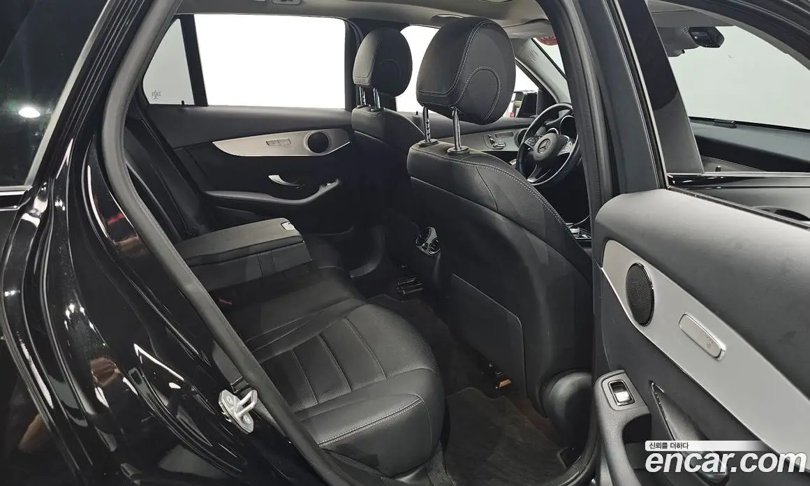 Mercedes-Benz GLC-Class 2018 2.0 автомат (гидро), фото 15 Mercedes-Benz GLC-Class 2018 2.0 автомат (гидро), фото 15