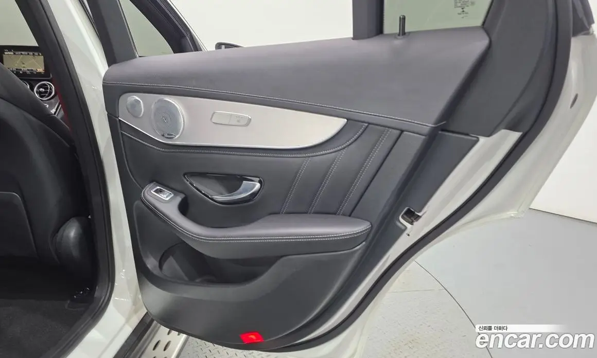 Mercedes-Benz GLC-Class 2018 4.0 автомат (гидро), фото 15 Mercedes-Benz GLC-Class 2018 4.0 автомат (гидро), фото 15