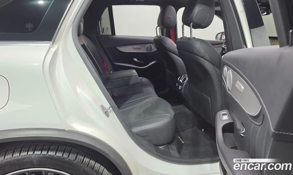 Mercedes-Benz GLC-Class 2018 4.0 автомат (гидро), фото 17 Mercedes-Benz GLC-Class 2018 4.0 автомат (гидро), фото 17