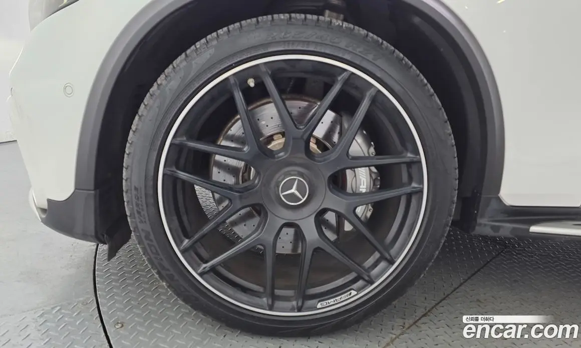Mercedes-Benz GLC-Class 2018 4.0 автомат (гидро), фото 5 Mercedes-Benz GLC-Class 2018 4.0 автомат (гидро), фото 5