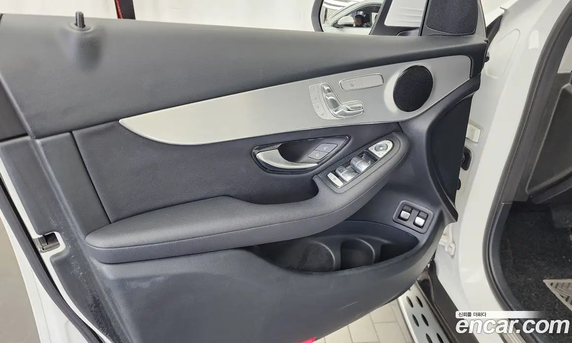 Mercedes-Benz GLC-Class 2019 2.0 автомат (гидро), фото 14 Mercedes-Benz GLC-Class 2019 2.0 автомат (гидро), фото 14
