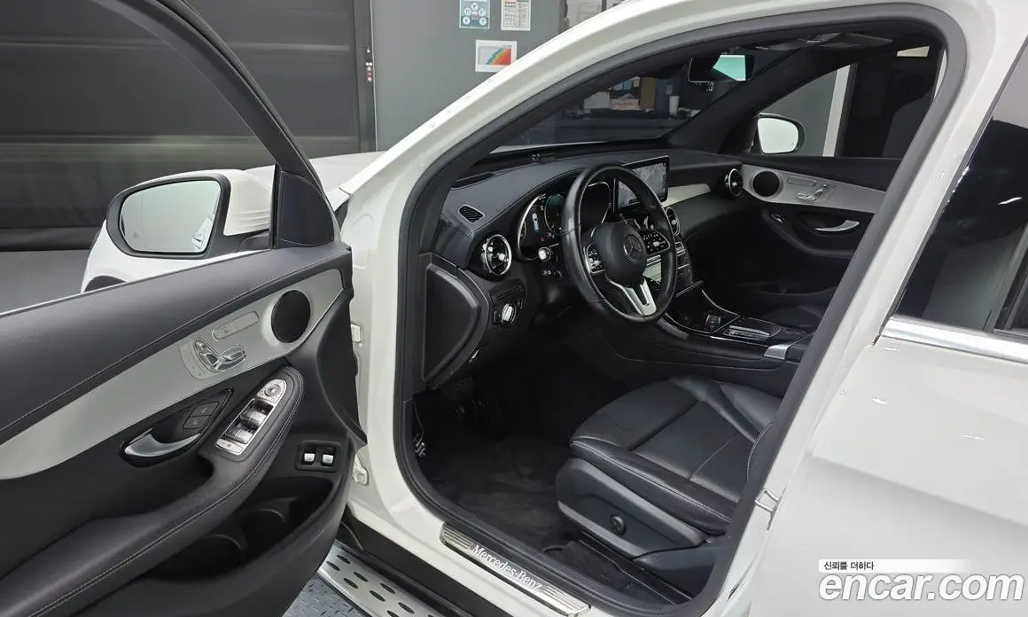 Mercedes-Benz GLC-Class 2021 2.0 автомат (гидро), фото 13
