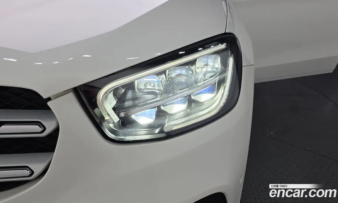 Mercedes-Benz GLC-Class 2021 2.0 автомат (гидро), фото 8
