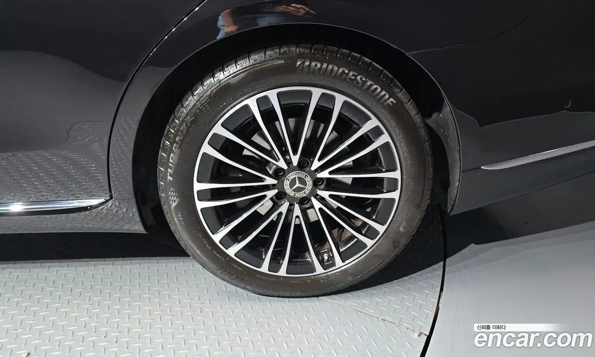 Mercedes-Benz S-Class 2024 3.0 автомат (гидро), фото 7
