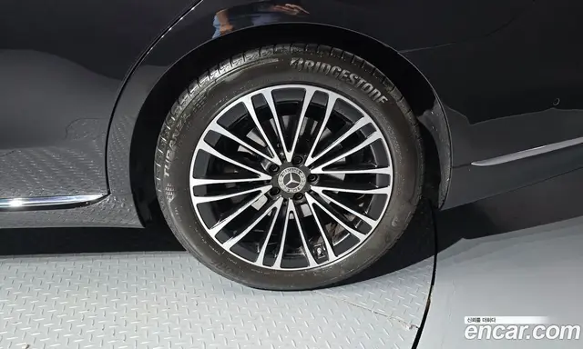 Mercedes-Benz S-Class 2024 3.0 автомат (гидро), миниатюра 7
