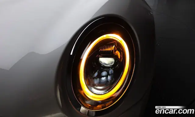 Mini Clubman 2024 1.5 автомат (гидро), миниатюра 8