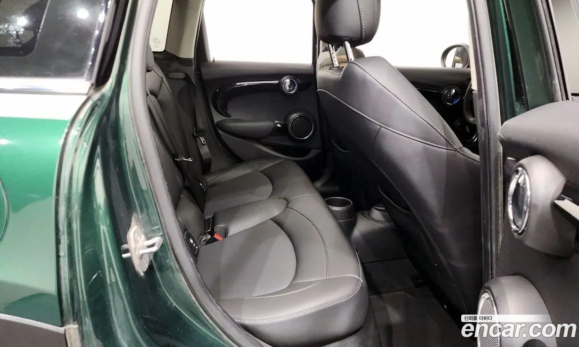 Mini Cooper 2018 2.0 автомат (гидро), фото 18