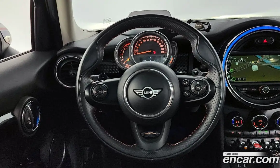 Mini Cooper 2018 2.0 автомат (гидро), фото 19