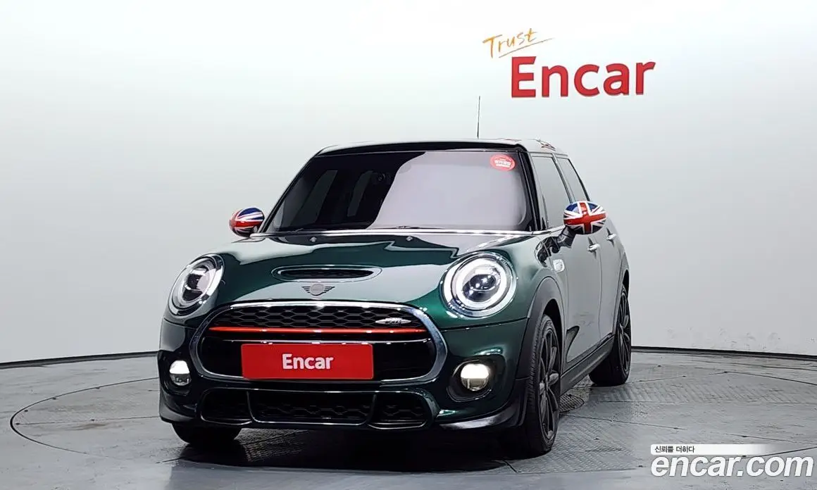 Mini Cooper 2018 2.0 автомат (гидро), фото 3
