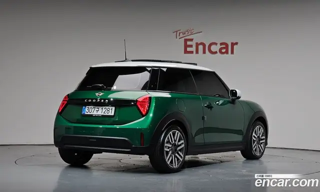 Mini Cooper, 2025, 5 823 км