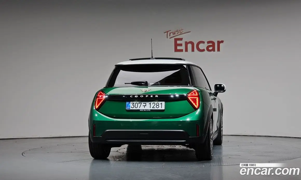 Mini Cooper 2025 2.0 автомат (гидро), фото 3