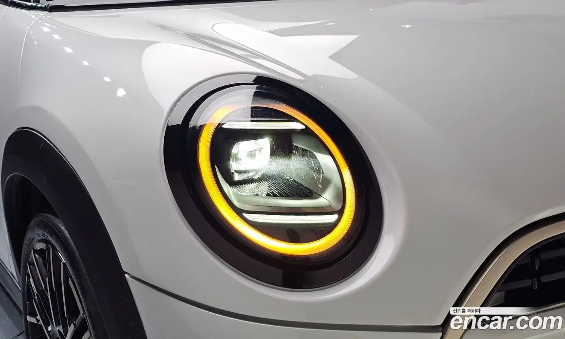 Mini Cooper 2025 2.0 автомат (гидро), фото 7