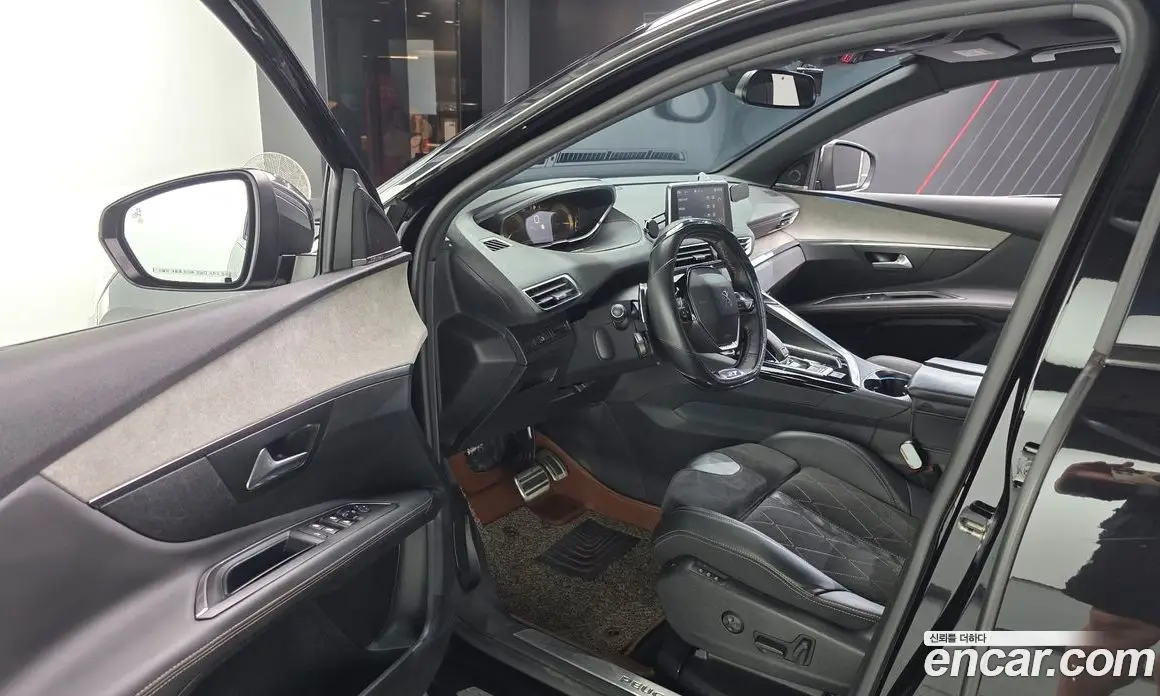 Peugeot 3008 2018 2.0 автомат (гидро), фото 13