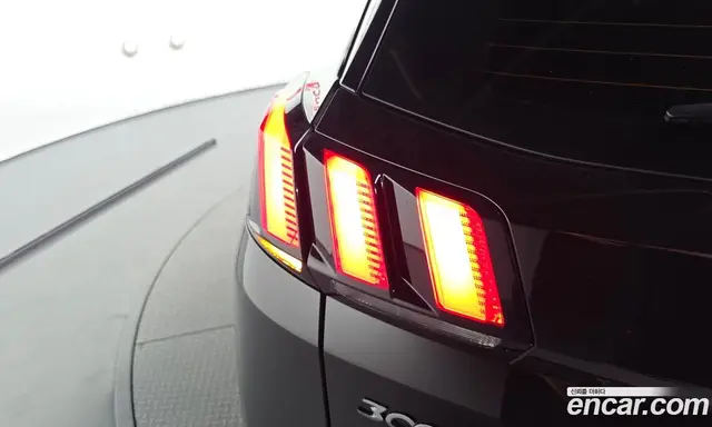Peugeot 3008 2018 2.0 автомат (гидро), миниатюра 9