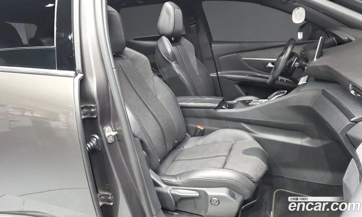 Peugeot 3008 2018 1.6 автомат (гидро), фото 11 Peugeot 3008 2018 1.6 автомат (гидро), фото 11