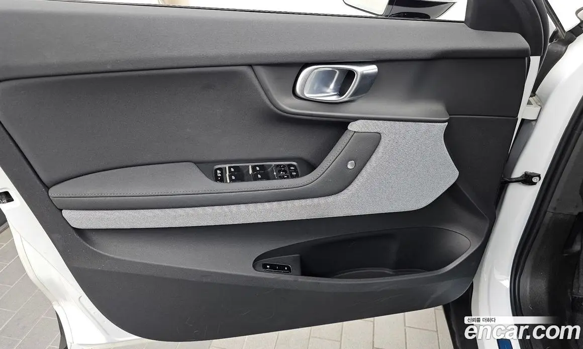 Polestar Polestar 2 2022 0.2 автомат (гидро), фото 14 Polestar Polestar 2 2022 0.2 автомат (гидро), фото 14