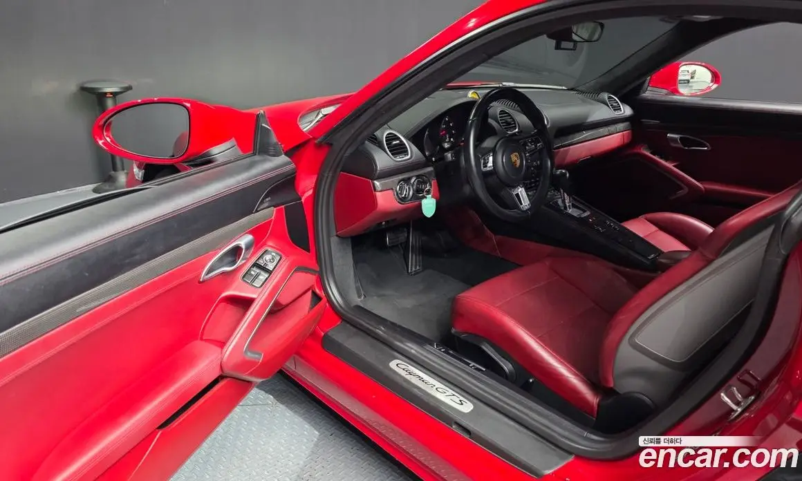 Porsche 718 2019 2.5 автомат (гидро), фото 12 Porsche 718 2019 2.5 автомат (гидро), фото 12