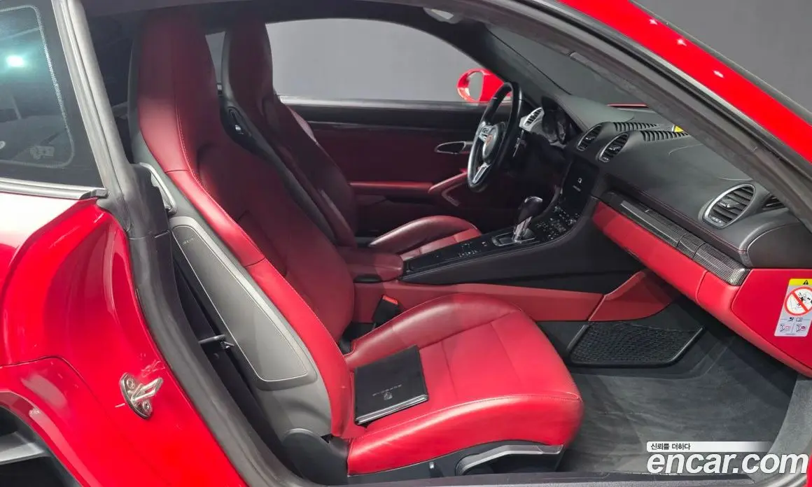 Porsche 718 2019 2.5 автомат (гидро), фото 16 Porsche 718 2019 2.5 автомат (гидро), фото 16