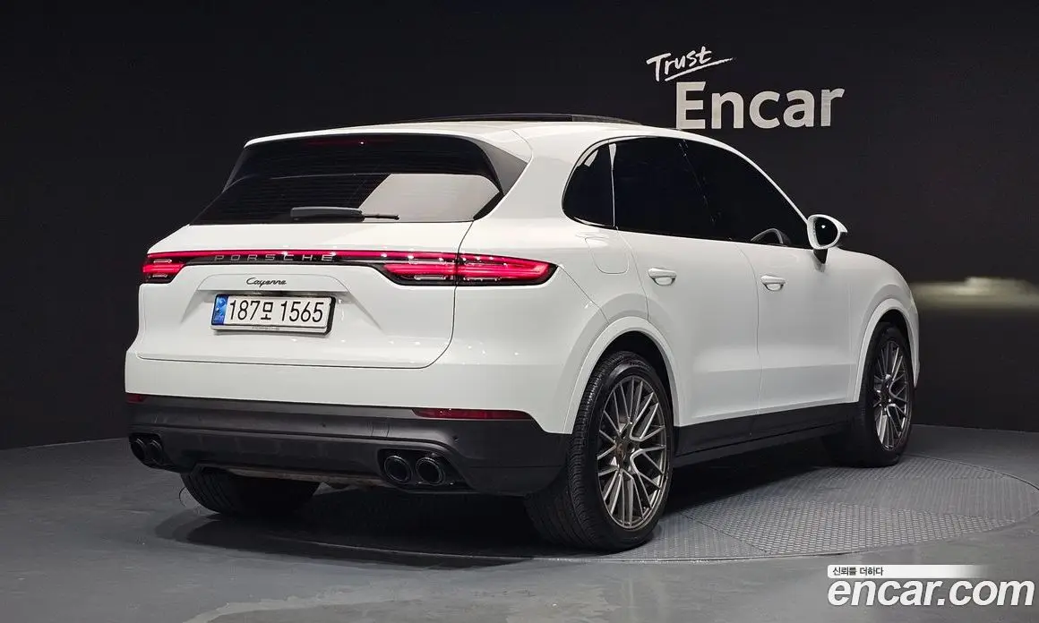 Porsche Cayenne 2022 3.0 автомат (гидро), фото 2 Porsche Cayenne 2022 3.0 автомат (гидро), фото 2