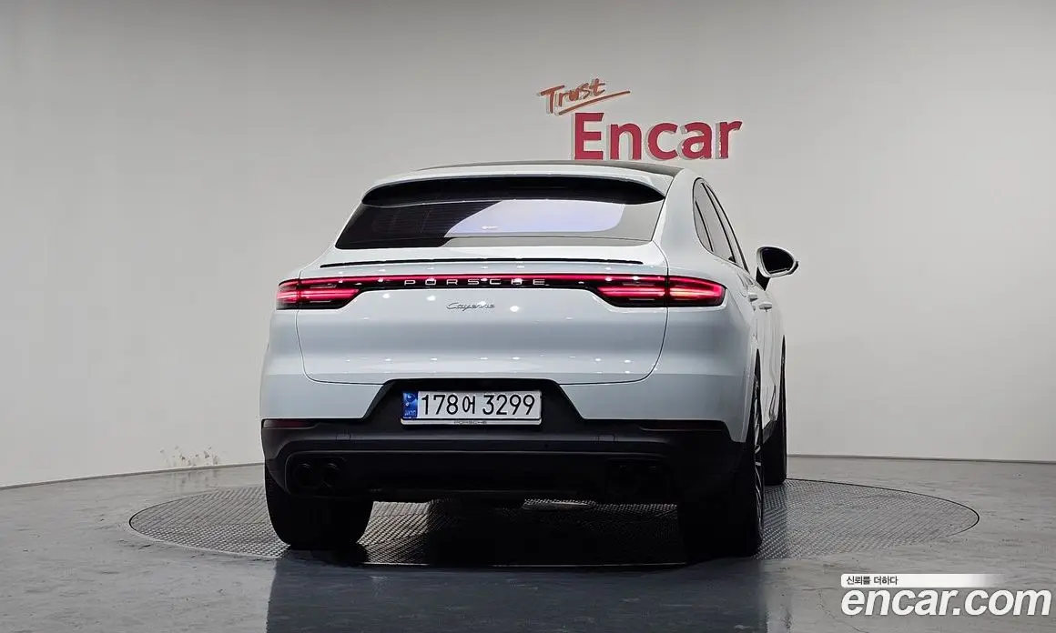 Porsche Cayenne 2023 3.0 автомат (гидро), фото 3