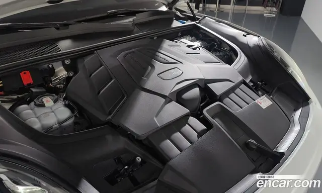 Porsche Cayenne 2023 3.0 автомат (гидро), миниатюра 5
