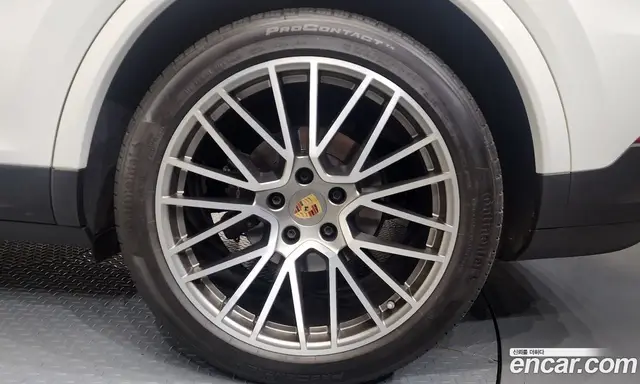 Porsche Cayenne 2023 3.0 автомат (гидро), миниатюра 6