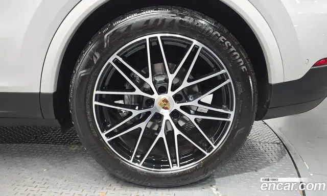 Porsche Cayenne 2023 3.0 автомат (гидро), миниатюра 6 Porsche Cayenne 2023 3.0 автомат (гидро), миниатюра 6