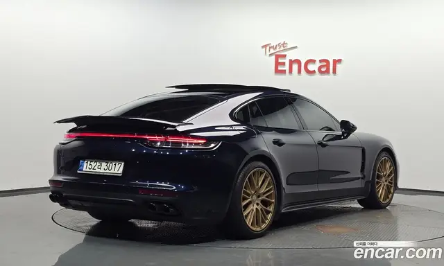 Porsche Panamera, 2022, 34 690 км