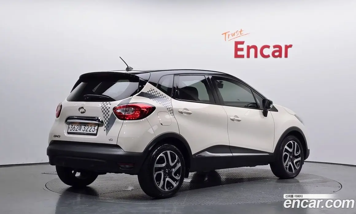 Renault (Samsung) QM3 2015 1.5 автомат (гидро), фото 1 Renault (Samsung) QM3 2015 1.5 автомат (гидро), фото 1