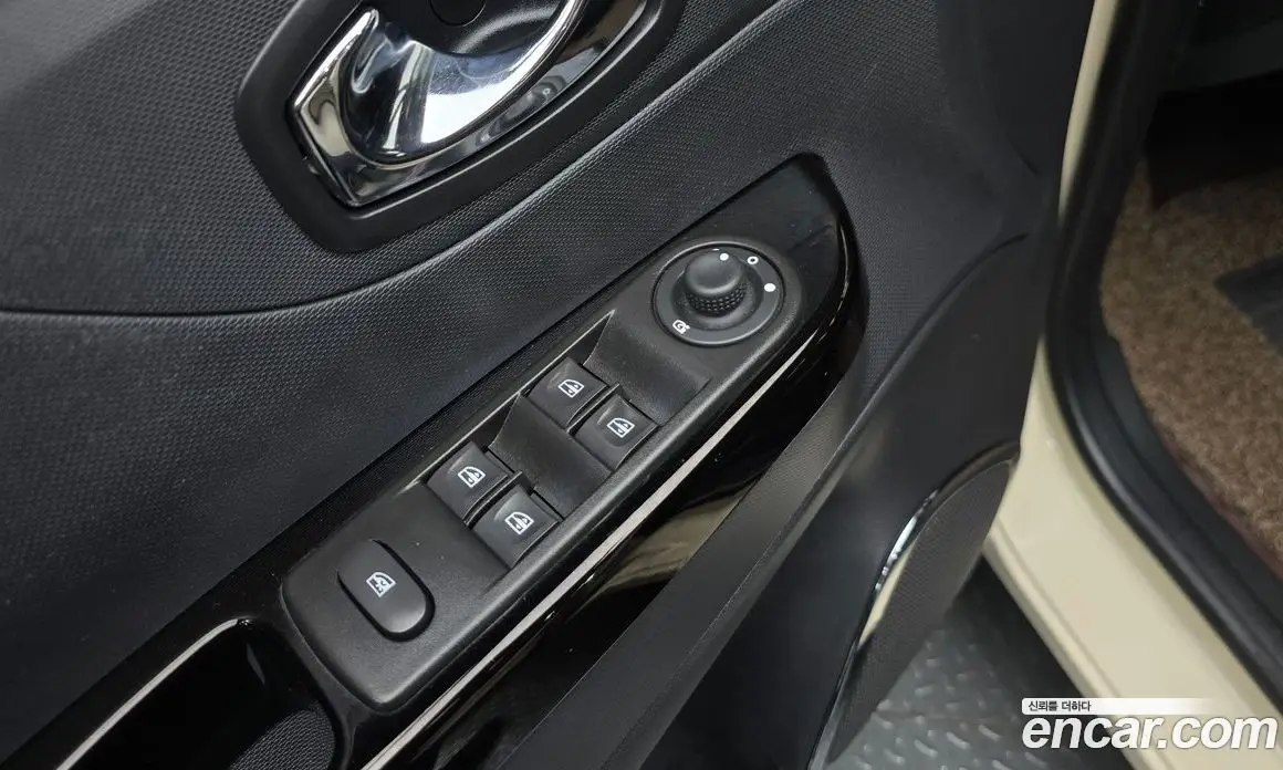 Renault (Samsung) QM3 2015 1.5 автомат (гидро), фото 20 Renault (Samsung) QM3 2015 1.5 автомат (гидро), фото 20